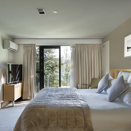 Novotel Queenstown Lakeside Exterior photo