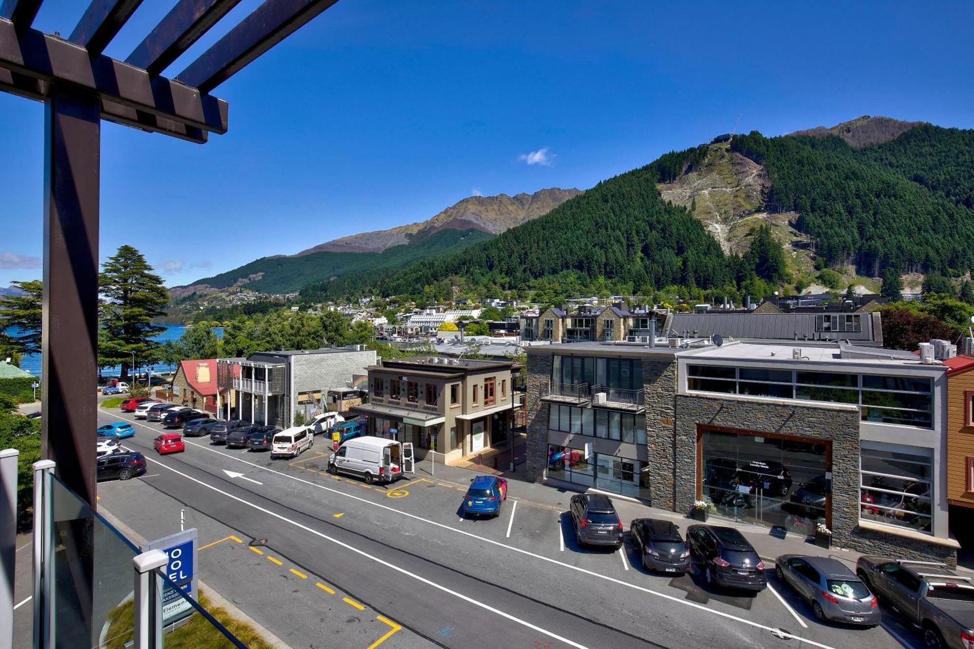 Novotel Queenstown Lakeside Exterior photo