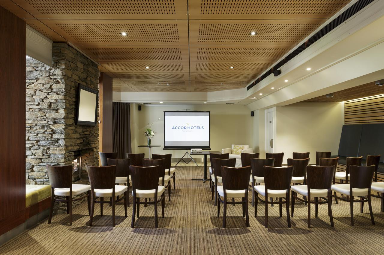 Novotel Queenstown Lakeside Exterior photo